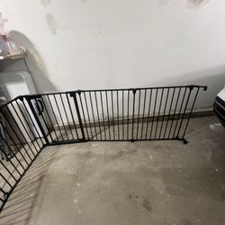 Baby Gate.