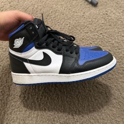 royal toes & white shadows