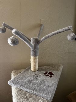 Kitty Cat Play Scratching Post