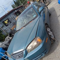 Parting Out 2006 Hyundai Elantra Parts