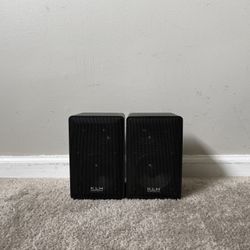 KLH 970A 3 Way Indoor or Outdoor Home Bookshelf Speakers