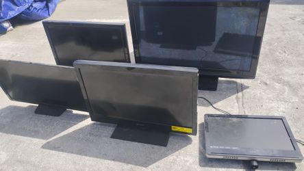 Moving Sale 6+ Tvs Available