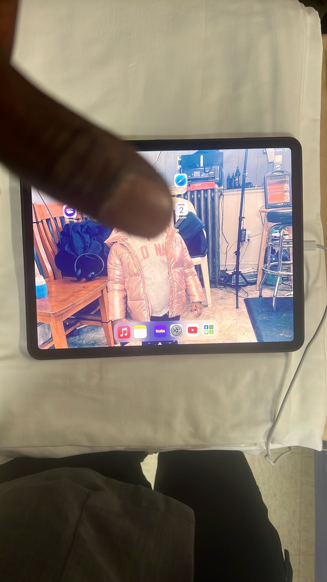 iPad Pro 12.9 200 Gigs 2022