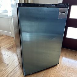 Magic Chef 3 cu. ft. Upright Freezer in Stainless Steel