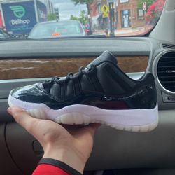 Jordan 11 