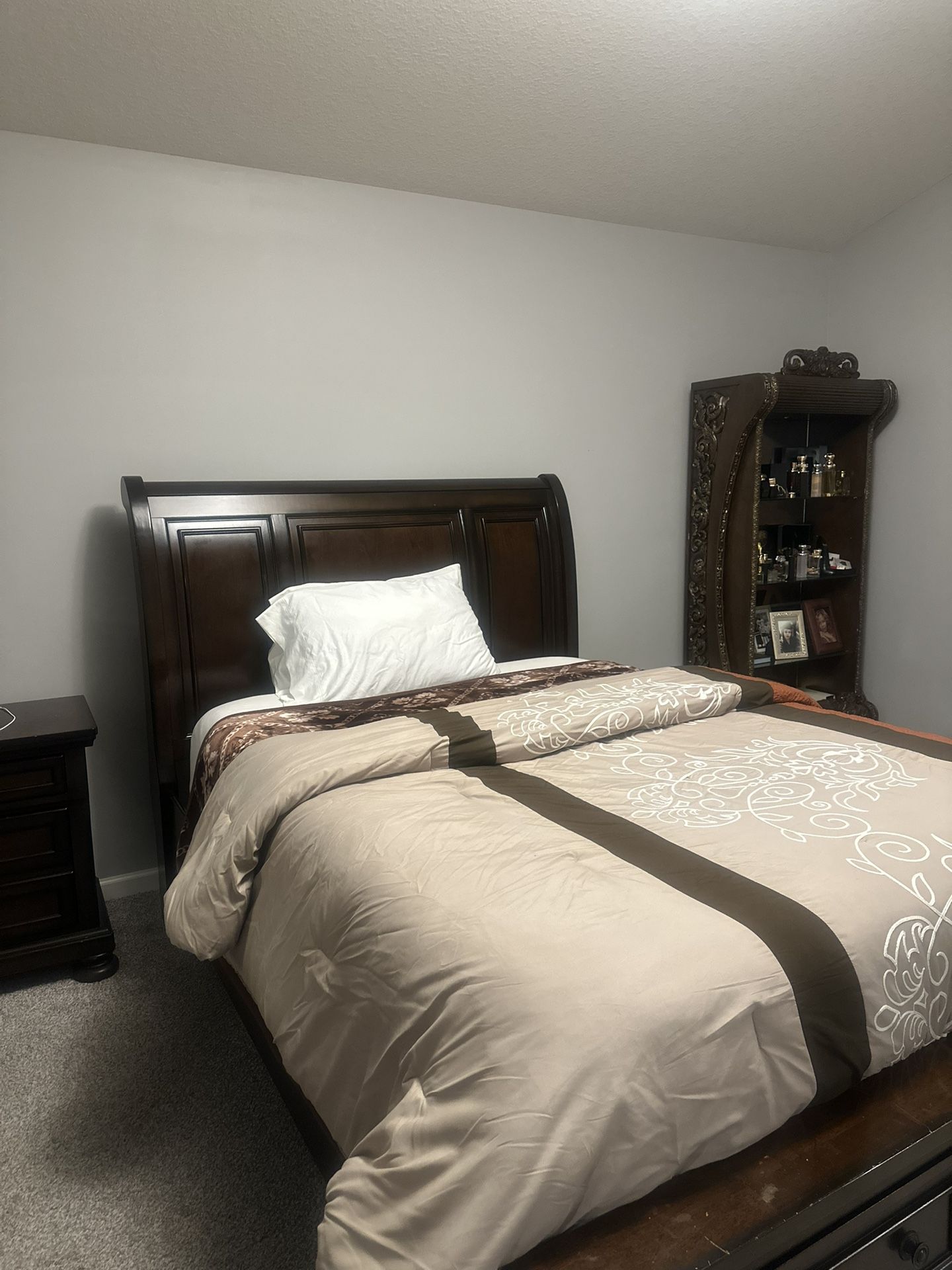 Ashley Furniture real Wood Bedroom Set