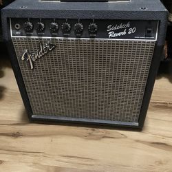 Fender Sidekick Reverb 20 Amplifier 