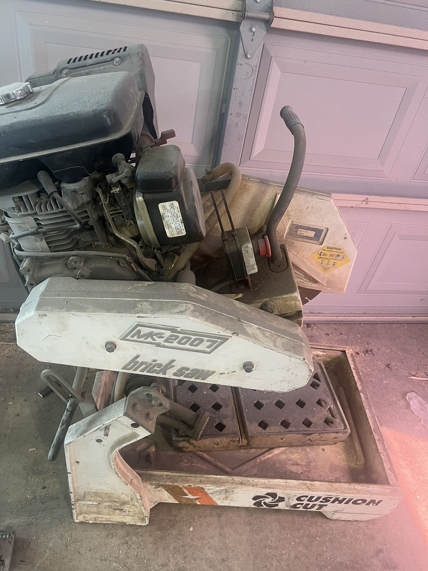 Brick saw