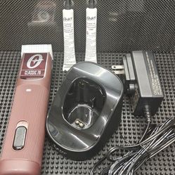 Oster Professional Cordless Hair Clippers Classic 76, Burgundy