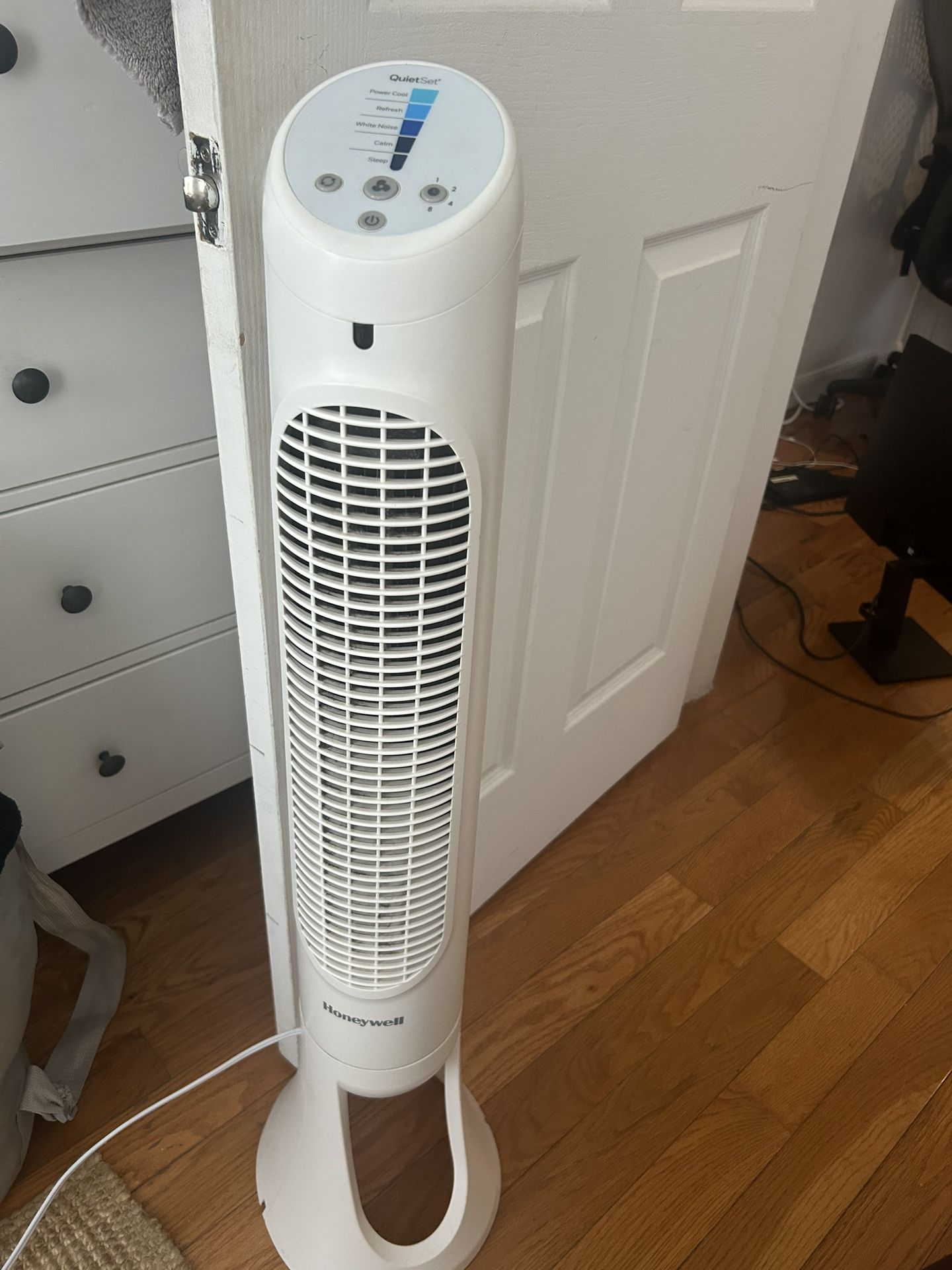 Honeywell Quietset 5-speed Tower Fan With Remote