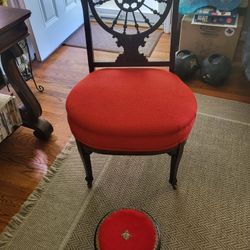 33x23 Antique Victorian Palor Chair With Foot Stool