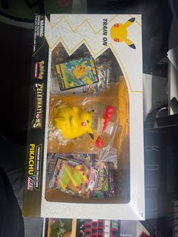Celebrations Premium Figure Collection [Pikachu VMAX] - Celebrations (CLB)