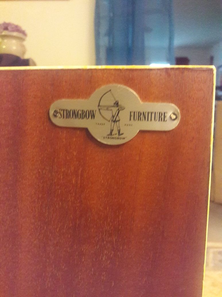 STRONGBOW FURNITURE Sideboard / Buffet / Credenza / Rare Estate Sale Find