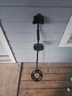 Metal detector