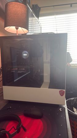Gaming Pc With Peripherals