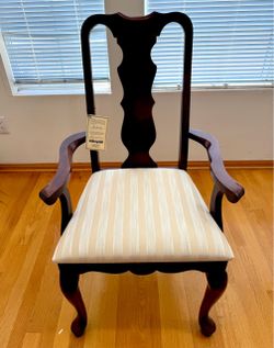 Broyhill Dining Chair Set -  NEW. Queen Anne-style (1996) Striped upholstery