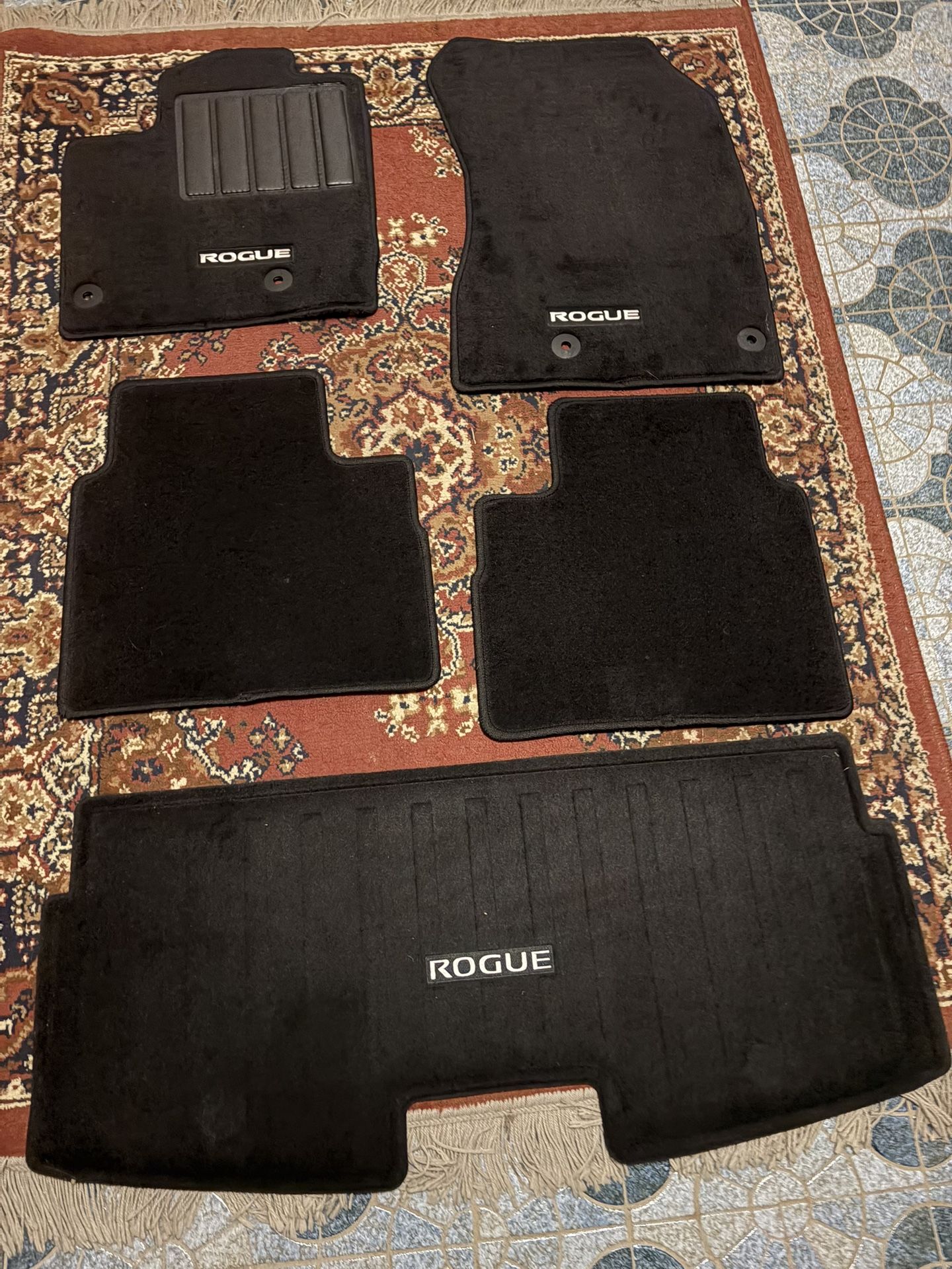 2024-2026 Nissan Rogue Floor Mats 
