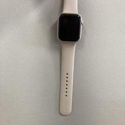 Apple Watch Series 9 45 MM Cellular $200
