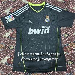 Karim Benzema Real Madrid 2010-11 Jersey Size M