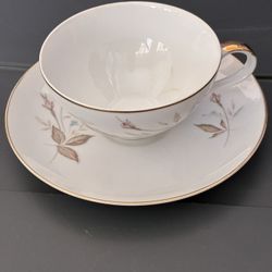 “LOVELY” Fine china Tea Set Rosemarie pattern 