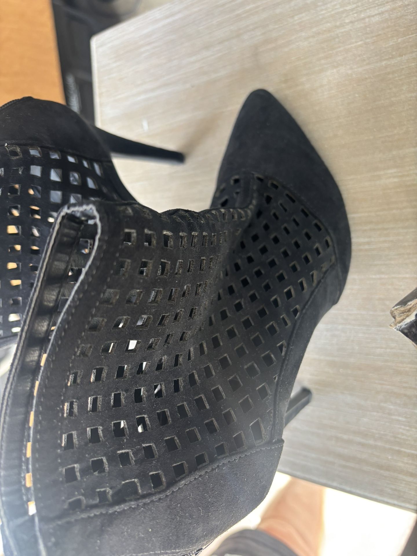 Black Ankle Boot Heels
