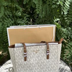 Brand New Michael Kors Tote 
