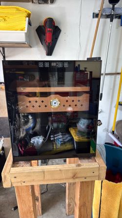Electric 300 Count Cigar Humidor