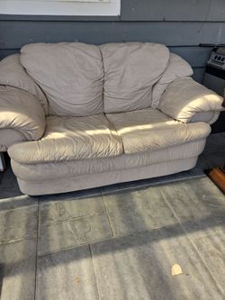 Free couch leader for man cave or can be clean