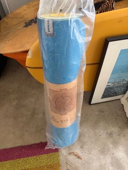 New prAna E.C.O. Yoga Mat Blue never used