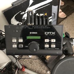 DTX 500 Electronic Drum Set