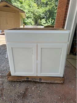 Bathroom cabinet
