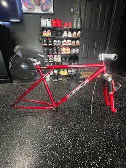 90’s gt palomar triple triangle