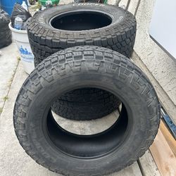 Truck Tires 