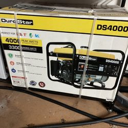 DuroStar DS 4000S 4000 Watt Portable Recoil Start Gas Fuel Generator