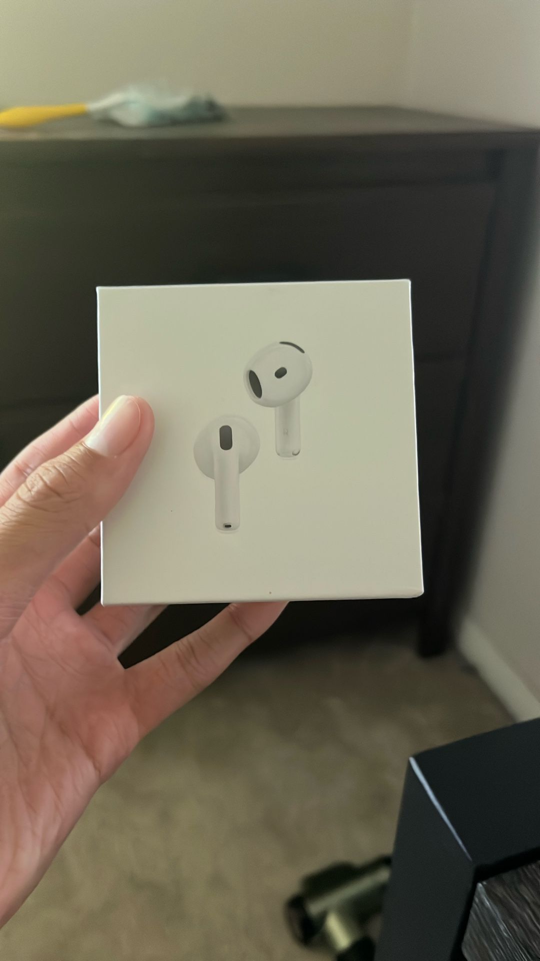 Airpods 4