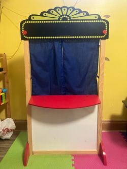 Puppet stage