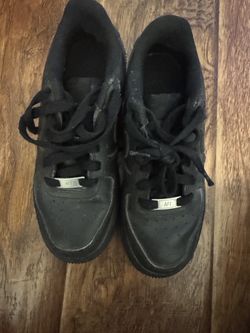Black Air Force low top size 4.5Y