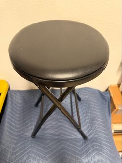 Foldable stool. X8