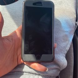 iPhone 8plus 64 Gb