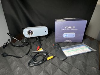 Home Theater Projector VOPLLS ***Open Box, Like NEW, HDMI supported