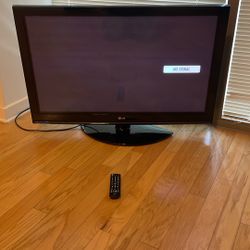 47” LG Plasma Tv With Remote Controller 
