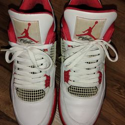 Jordan 4 Retro Fire Red 11.5 (2020)