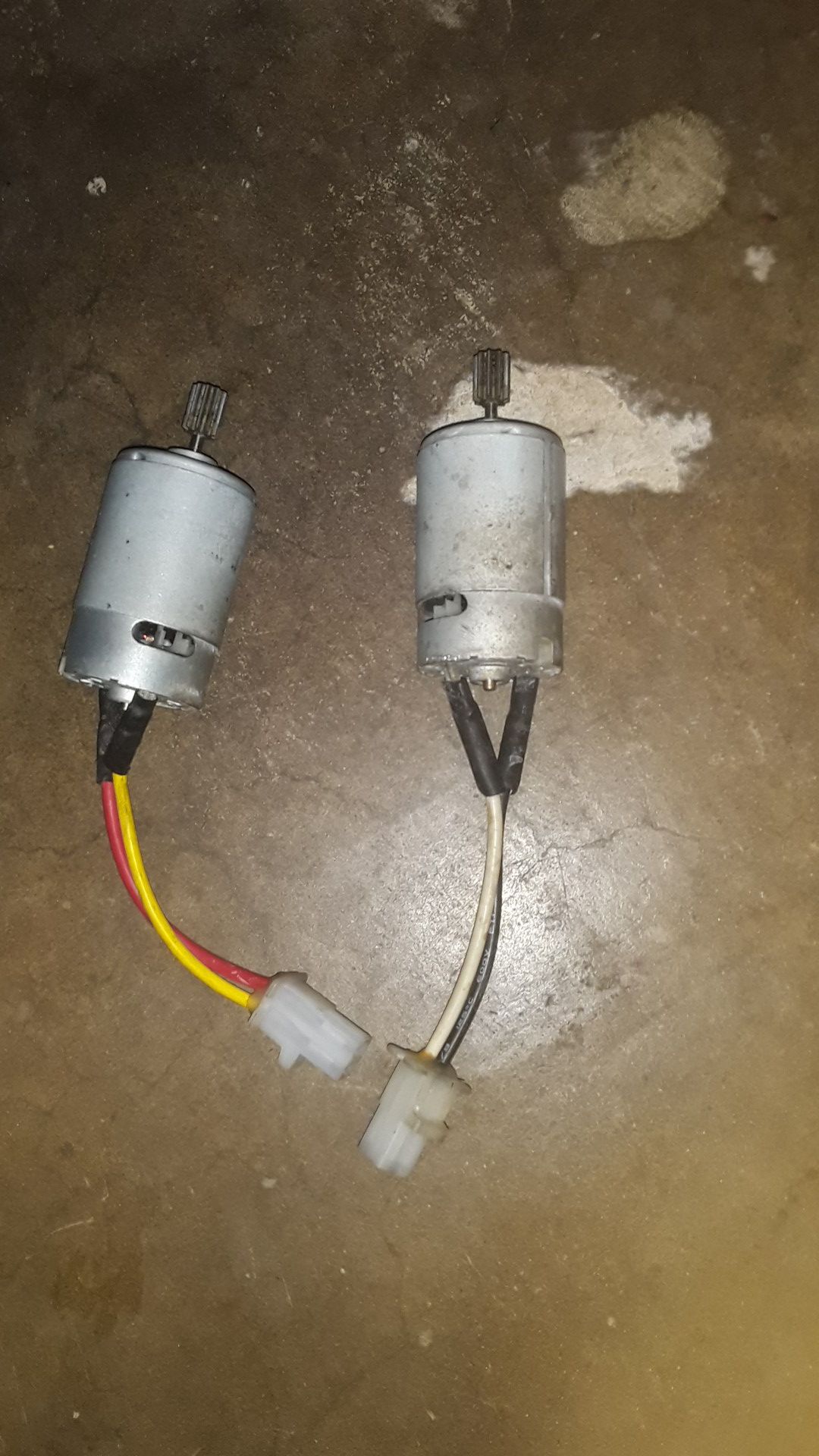 DC motors good working conditions $15 each or take the 3 for $40
