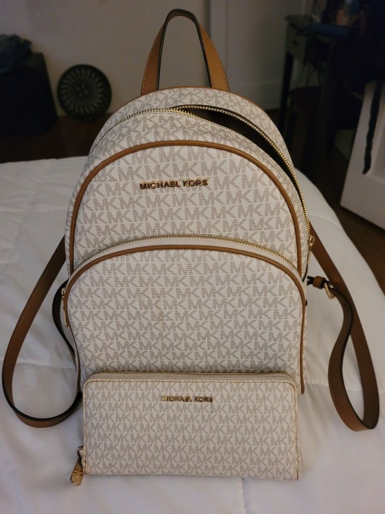 Michael Kors Back Pack And Wallet
