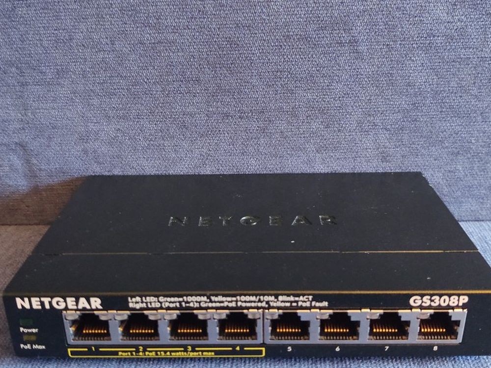 NETGEAR 8-Port Gigabit Ethernet Unmanaged PoE Switch (GS308P)