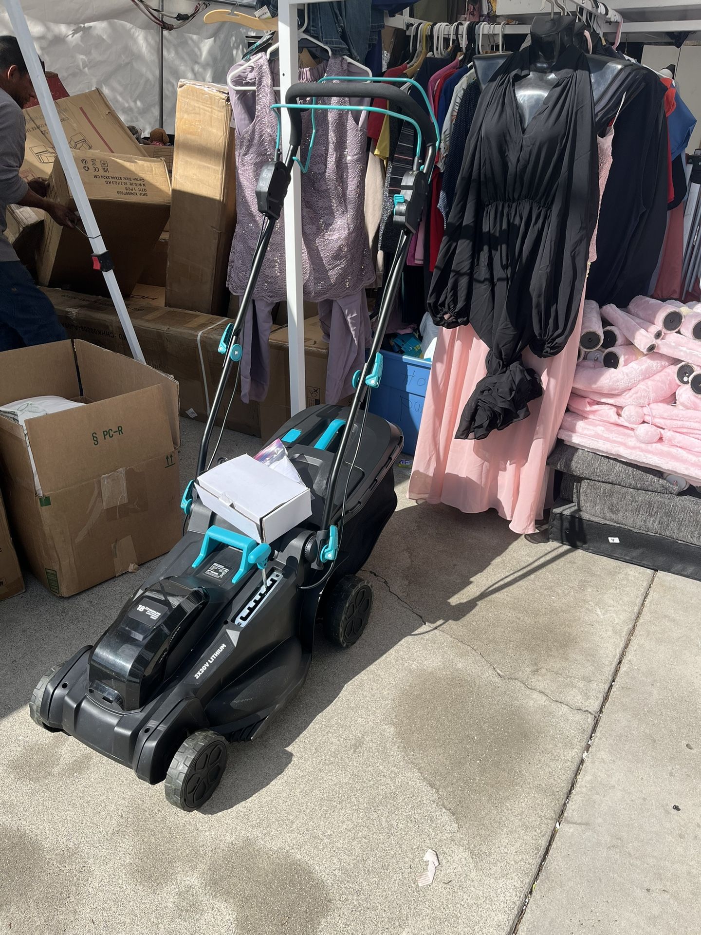 18in Coordless lawnmower