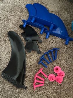 Foam Surfboard Fin & Hardware Lot - 6 Fins + Screws