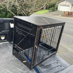 Small Dog Cat Rabbit Bunny Wooden  Kennel Crate Like New 24" L by 20” W by 20” H 