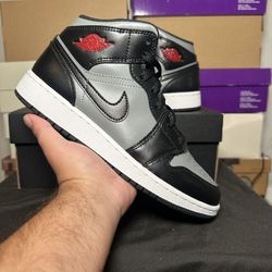 Jordan 1 Mid Shadow Red 