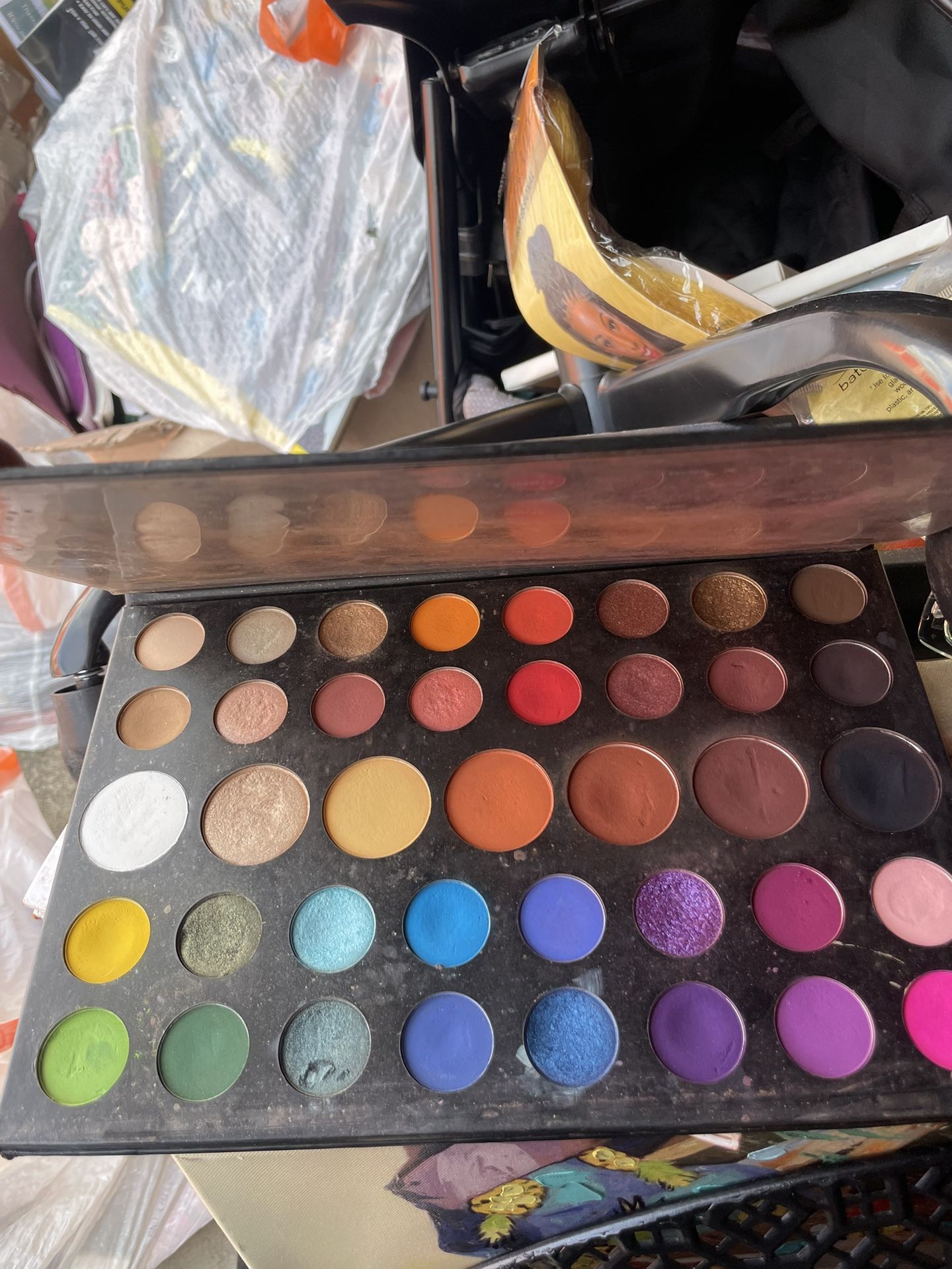 Brand Makeup 